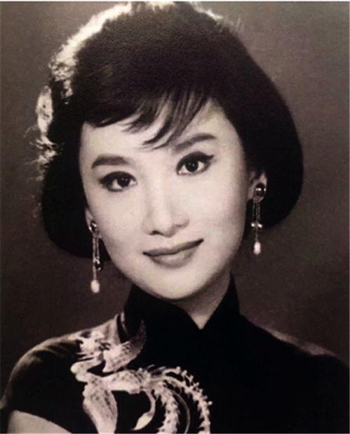 上官云珠年轻时的照片,上官云珠年轻时的惊艳风采