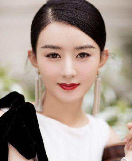 娱乐圈赵丽颖防爆,娱乐圈的防爆女神，逆境中绽放光芒