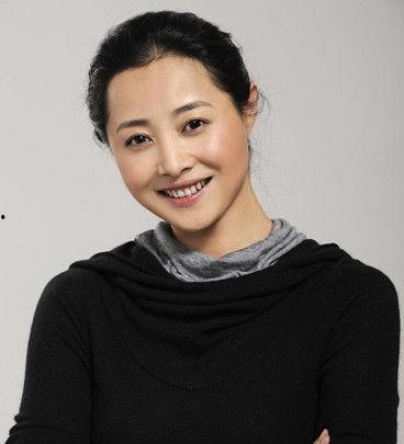 王霏女演员个人资料,光影交织下的璀璨星途